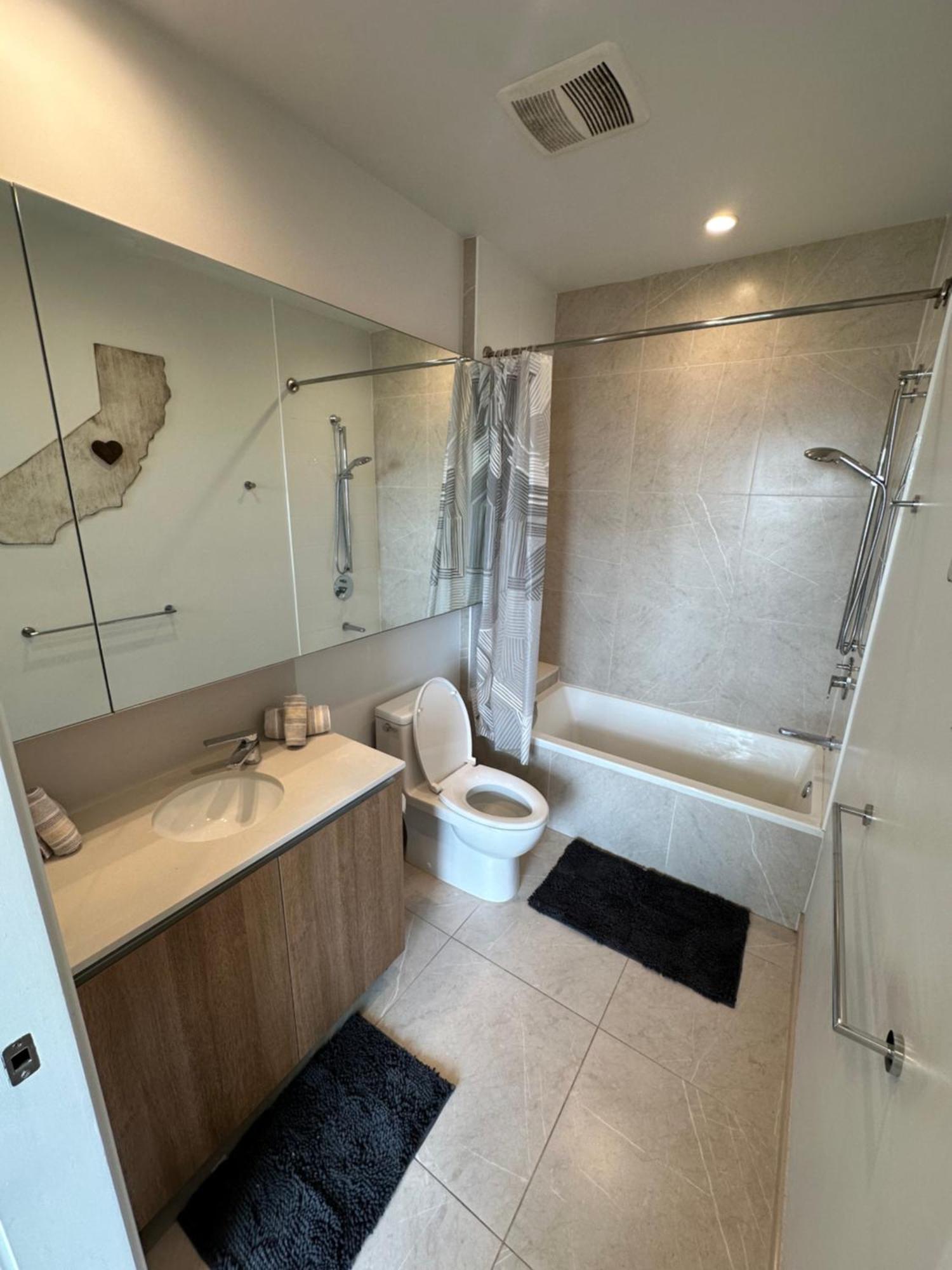 Apartment 2br With Beautiful Views! Los Angeles